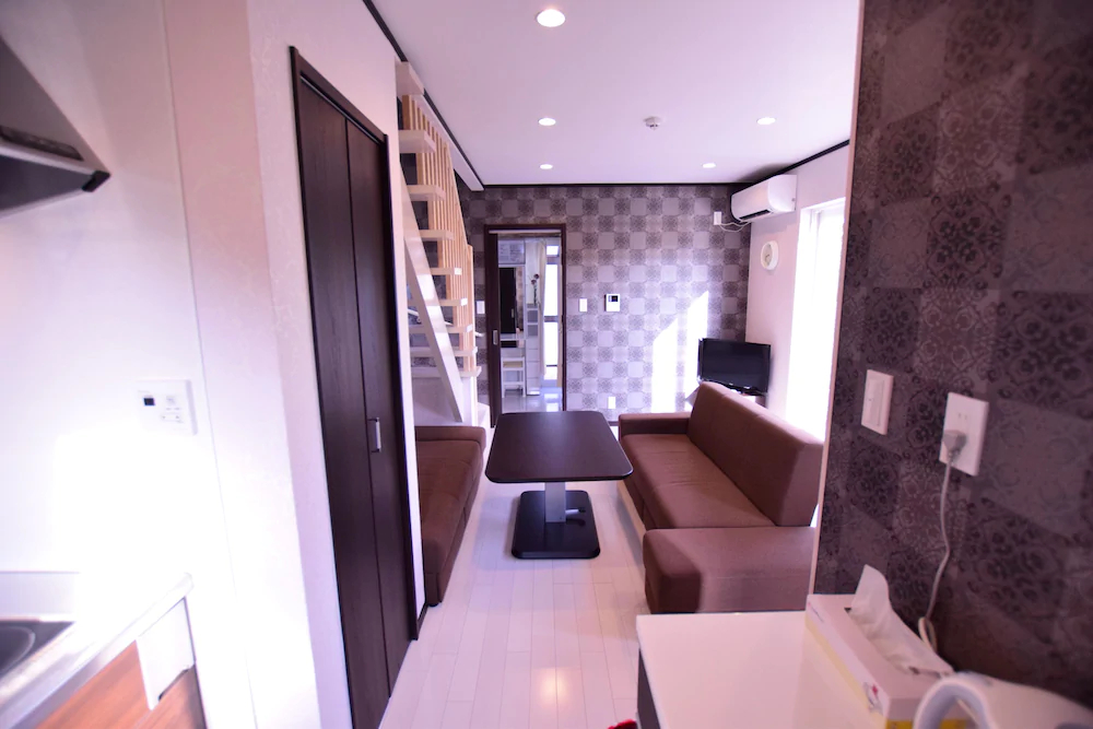 Shirahama House