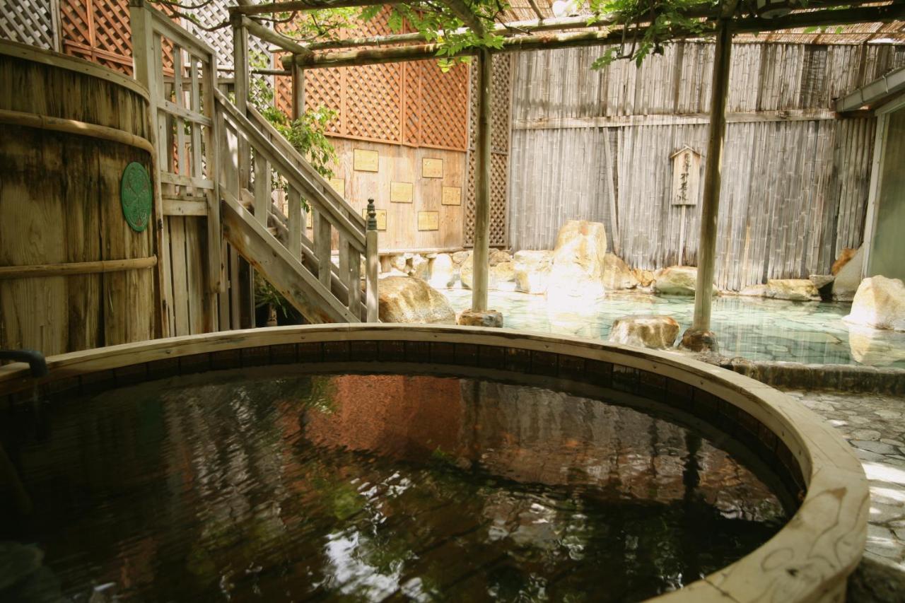 Nanki Shirahama Onsen Shirahamakan