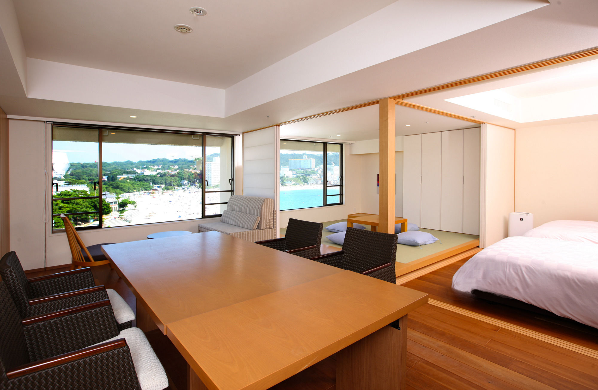 Shiraraso Grand Hotel