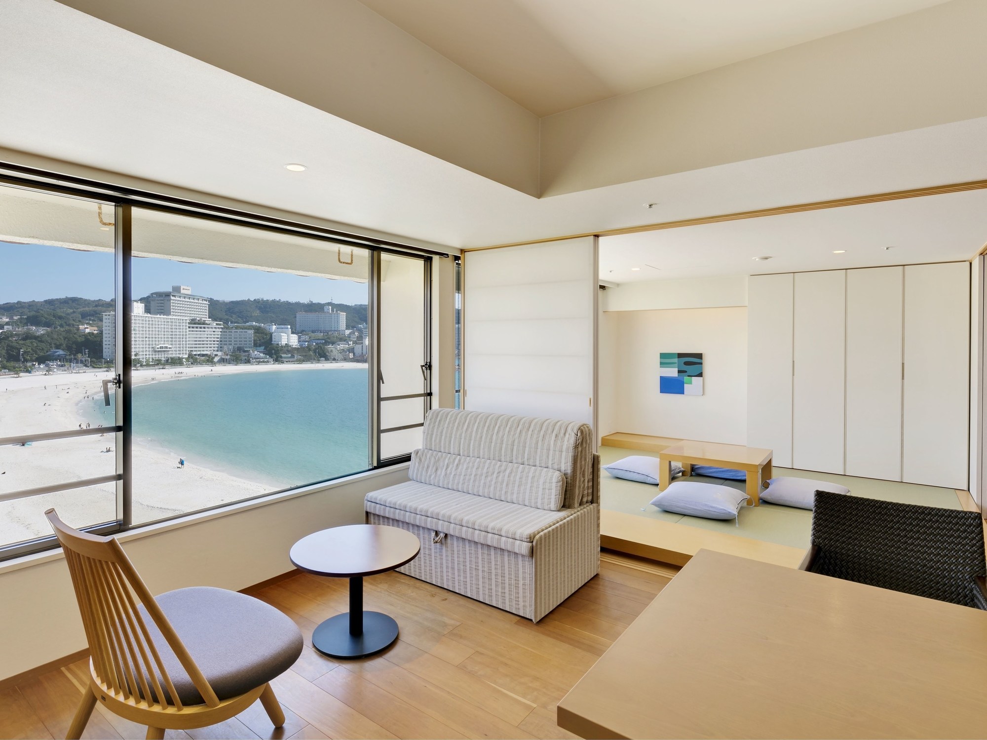 Shiraraso Grand Hotel