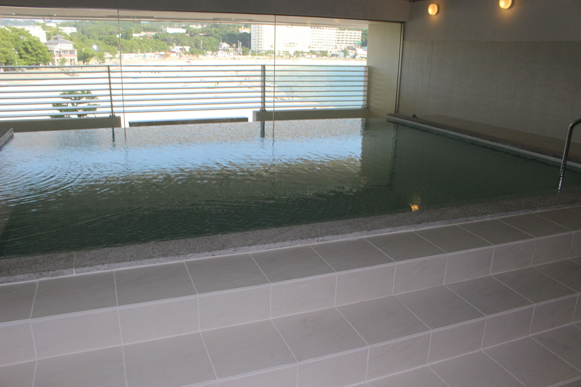 Shiraraso Grand Hotel