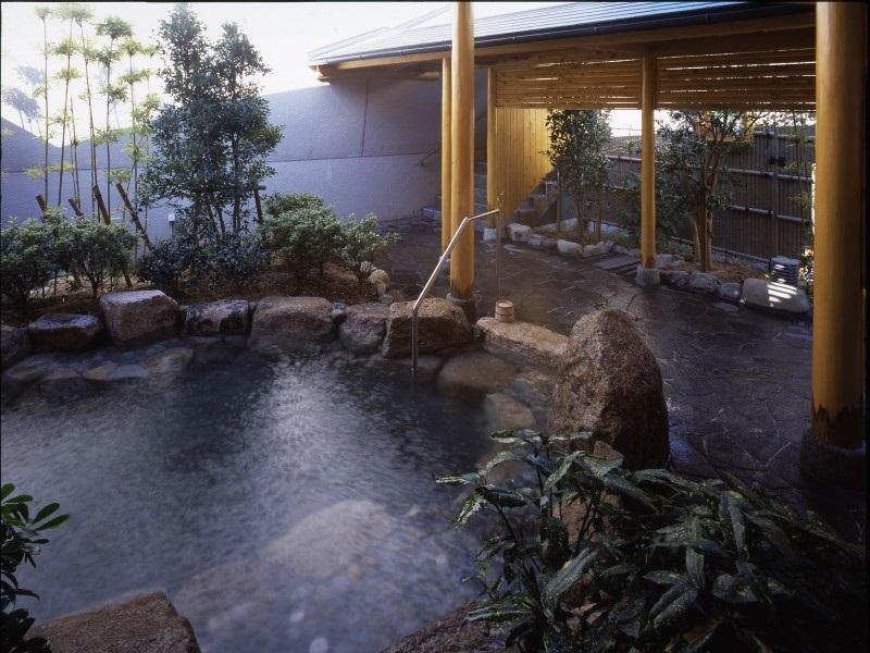 Yanagiya