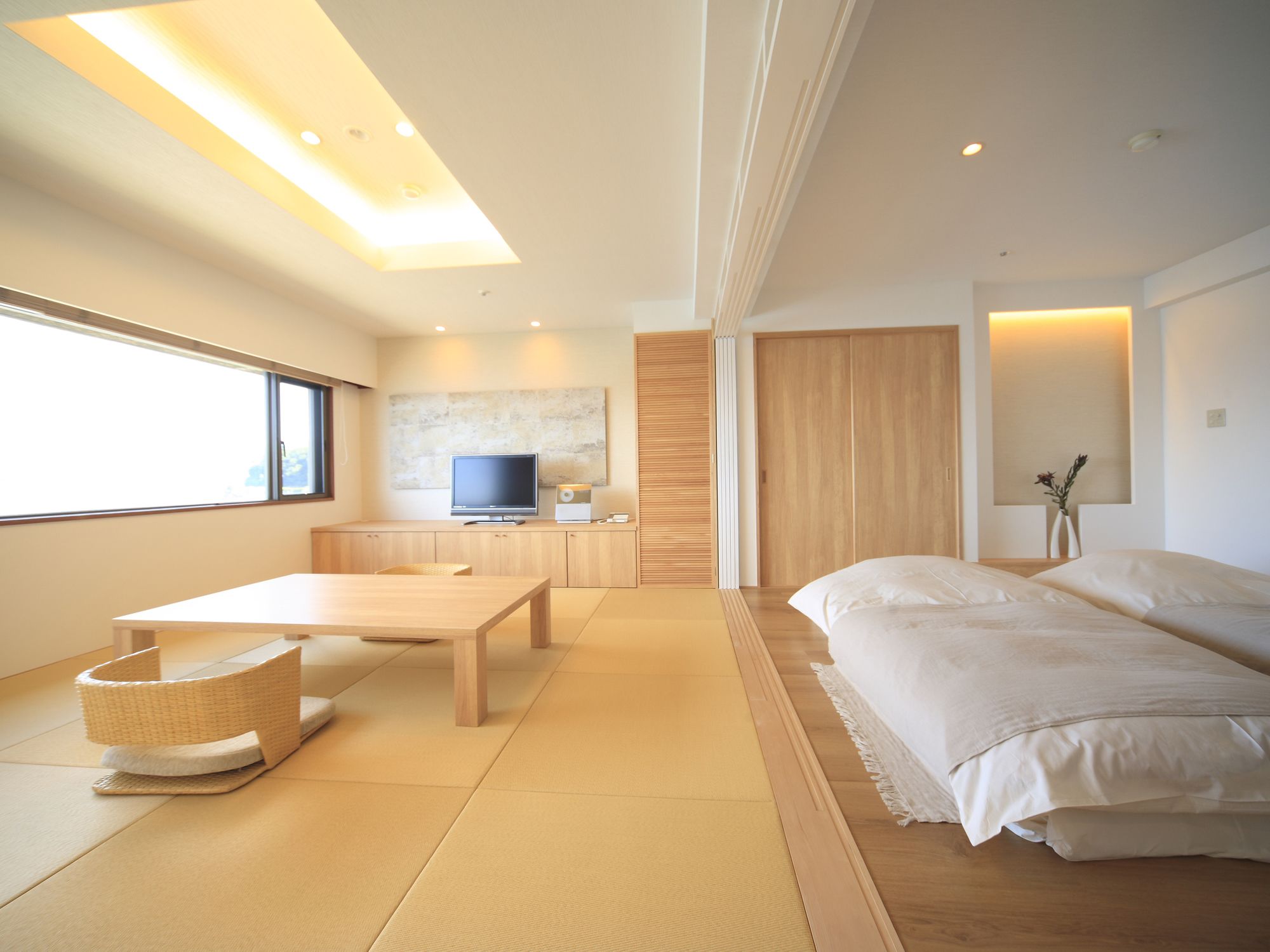 Awaji International The Sun Plaza