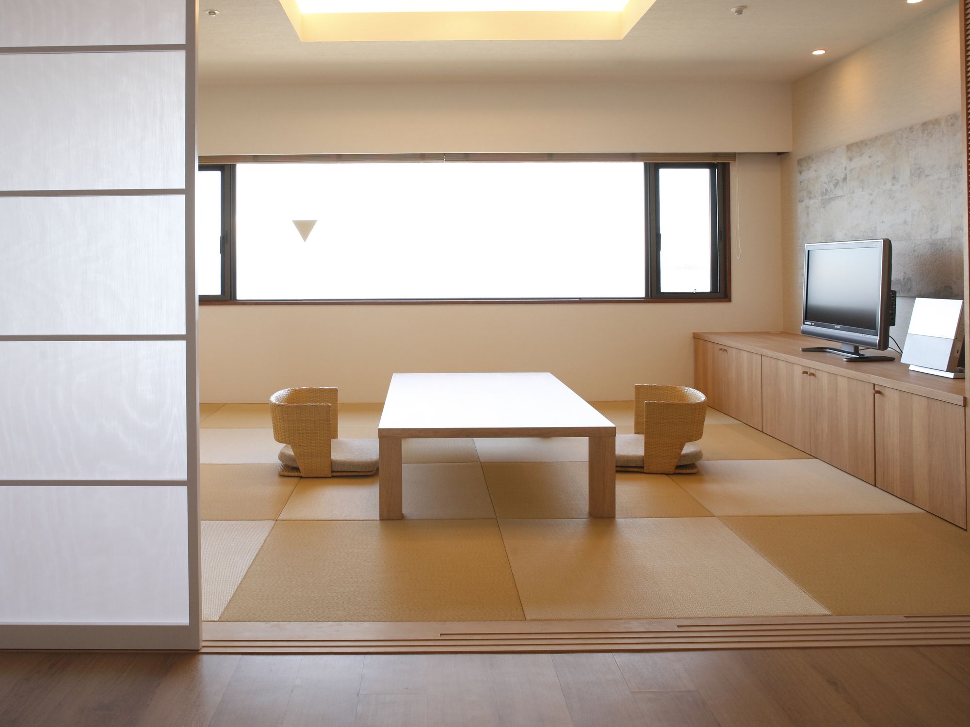 Awaji International The Sun Plaza