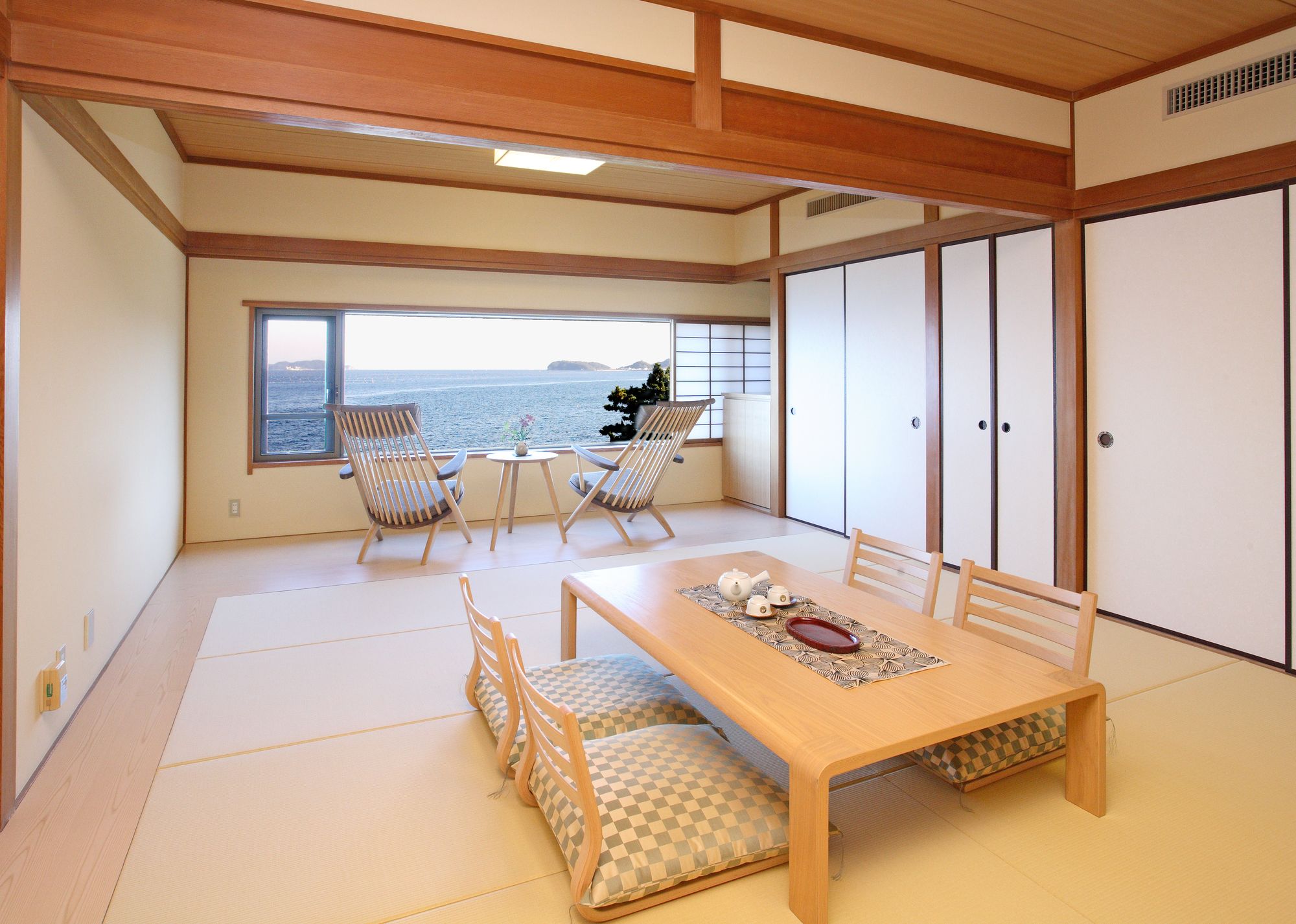 Awaji International The Sun Plaza