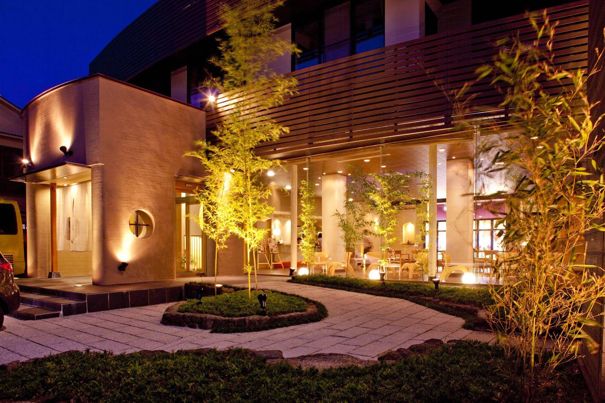 Kamisuwa Onsen Shinyu