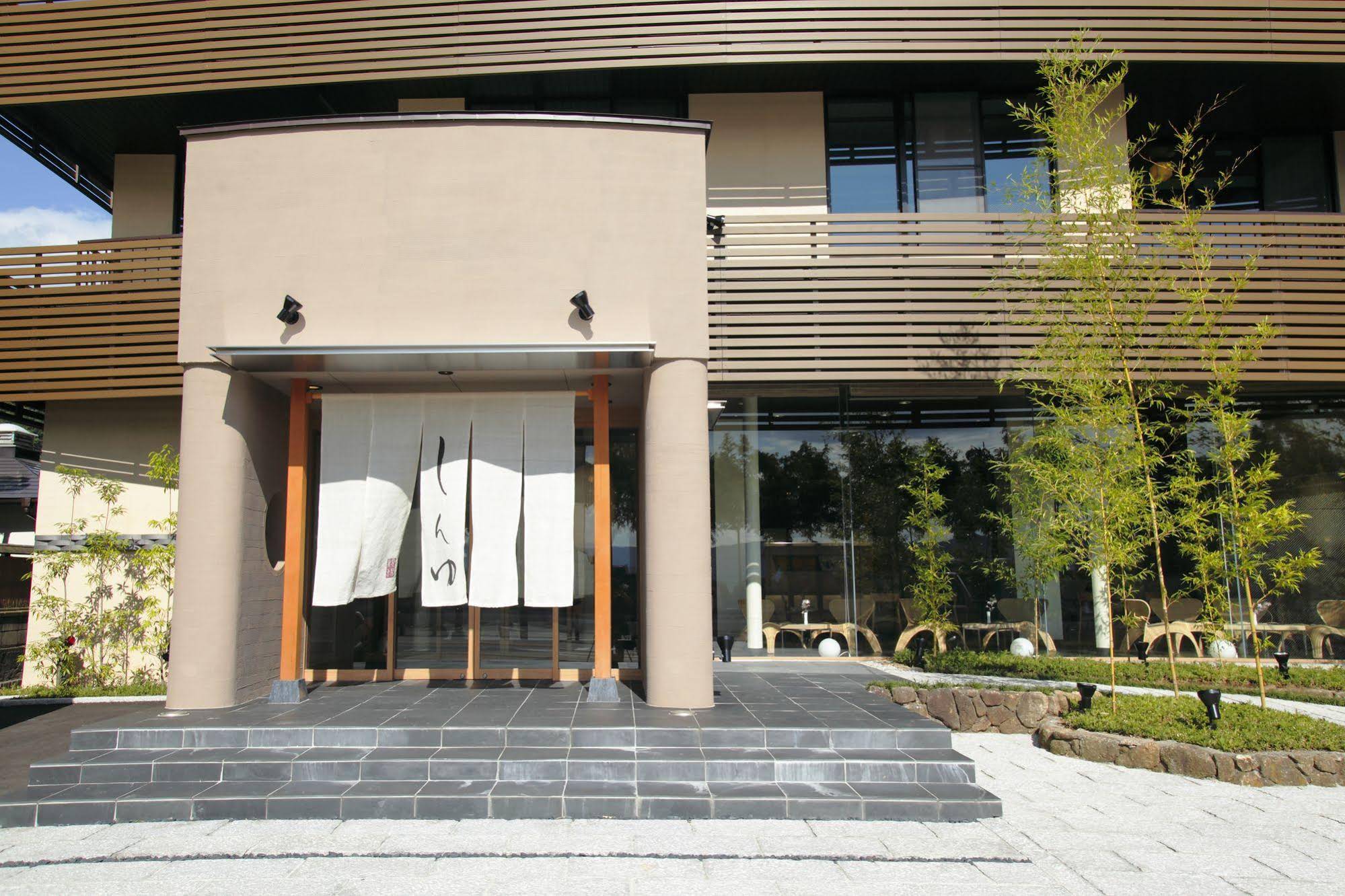 Kamisuwa Onsen Shinyu
