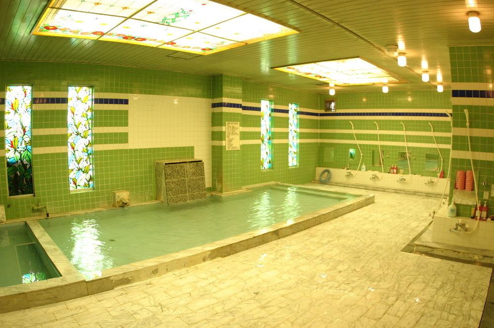 Suwa Lakeside Hotel