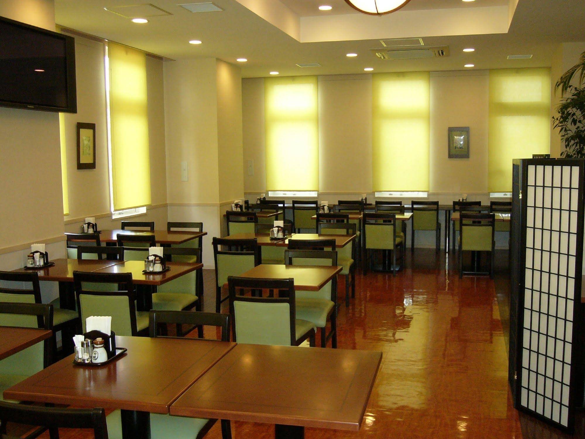 Hotel Route-Inn Honjo Ekiminami