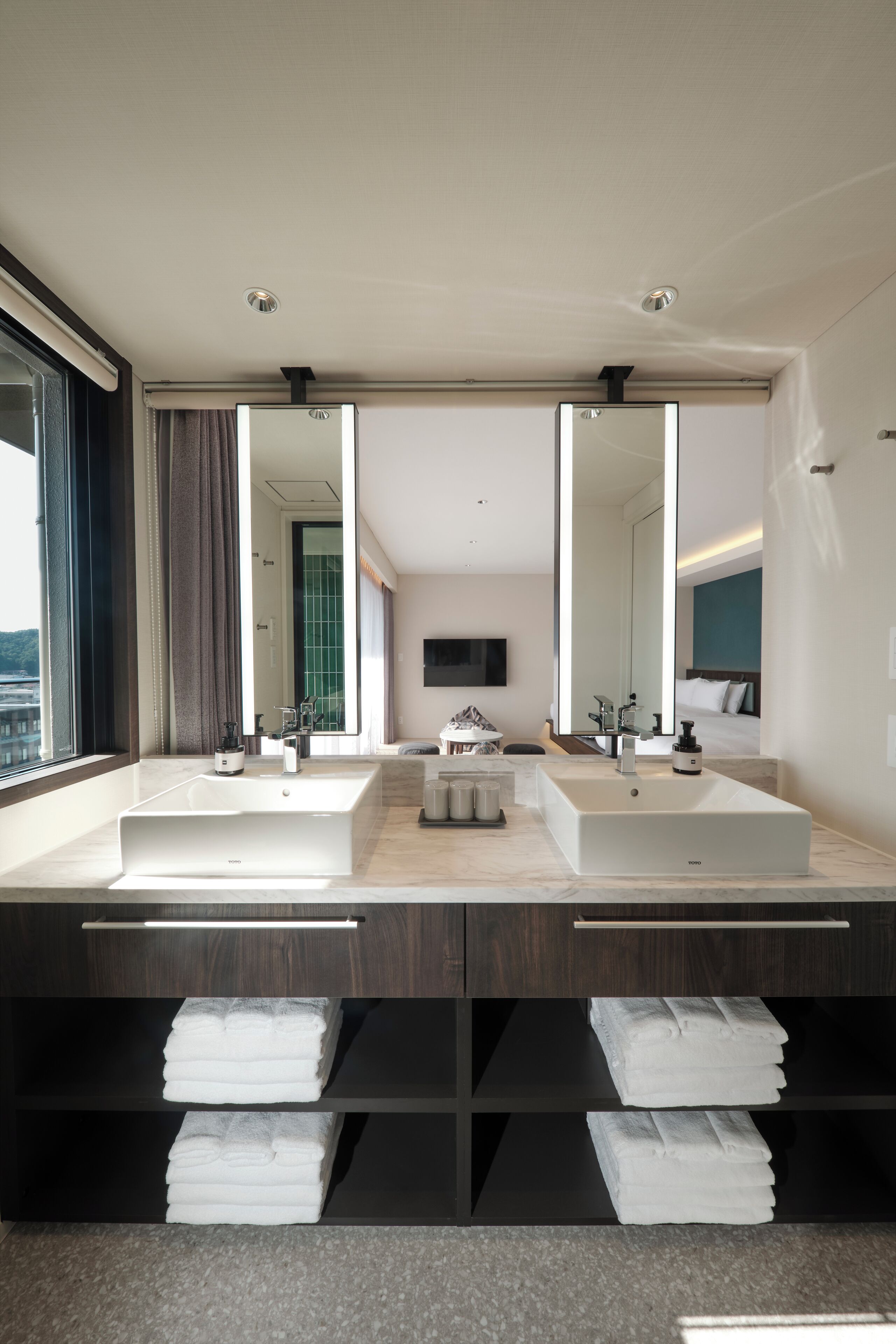 Fav Hotel Hidatakayama East