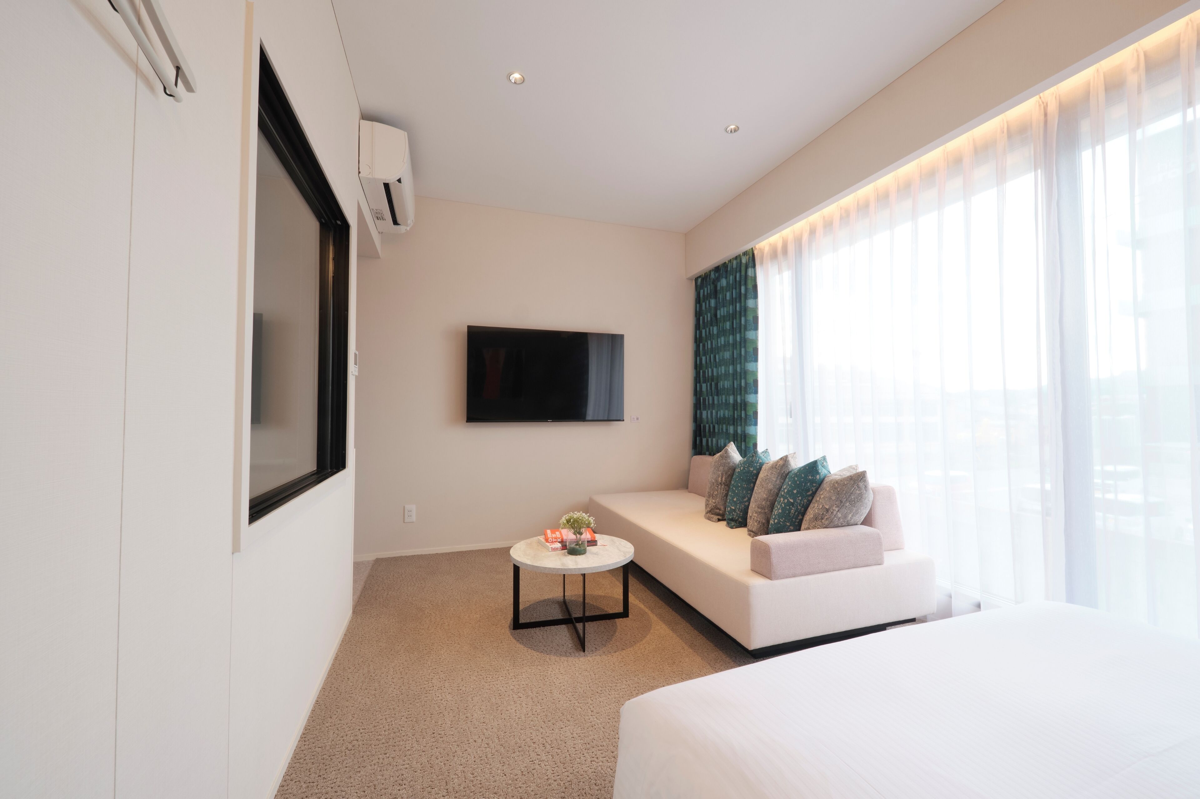 Fav Hotel Hidatakayama East