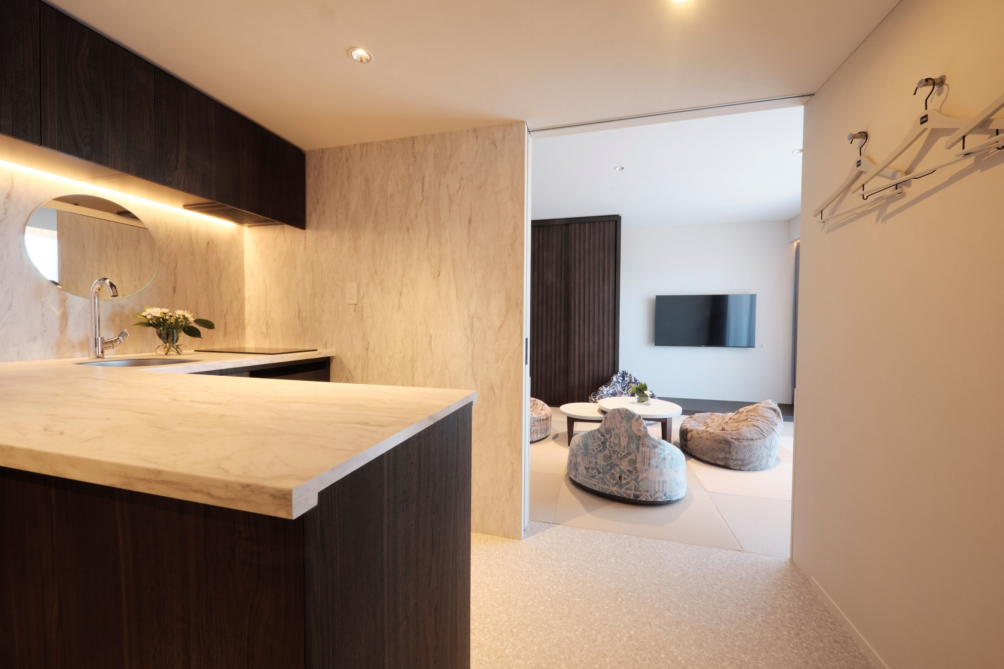 Fav Hotel Hidatakayama East