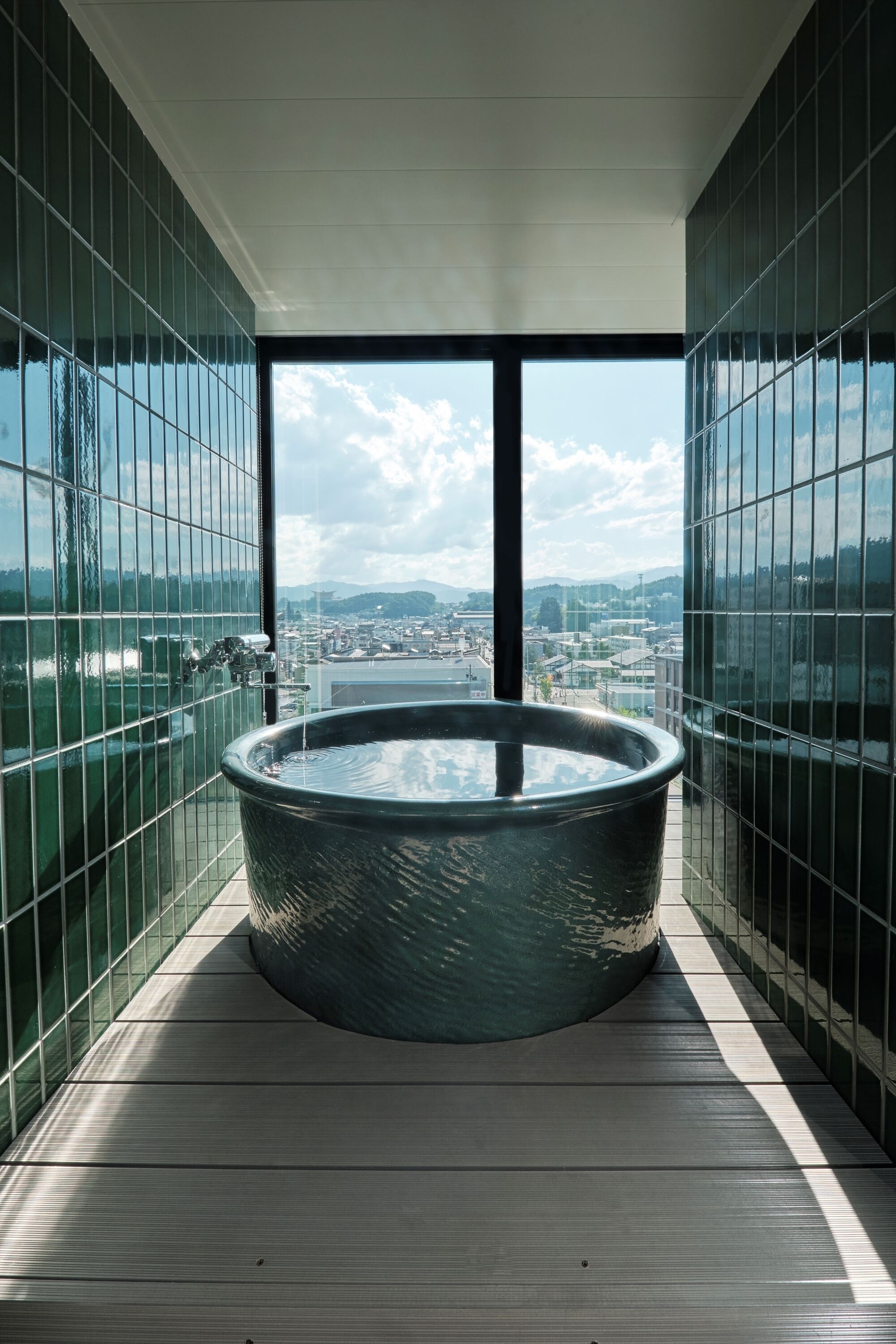 Fav Hotel Hidatakayama East
