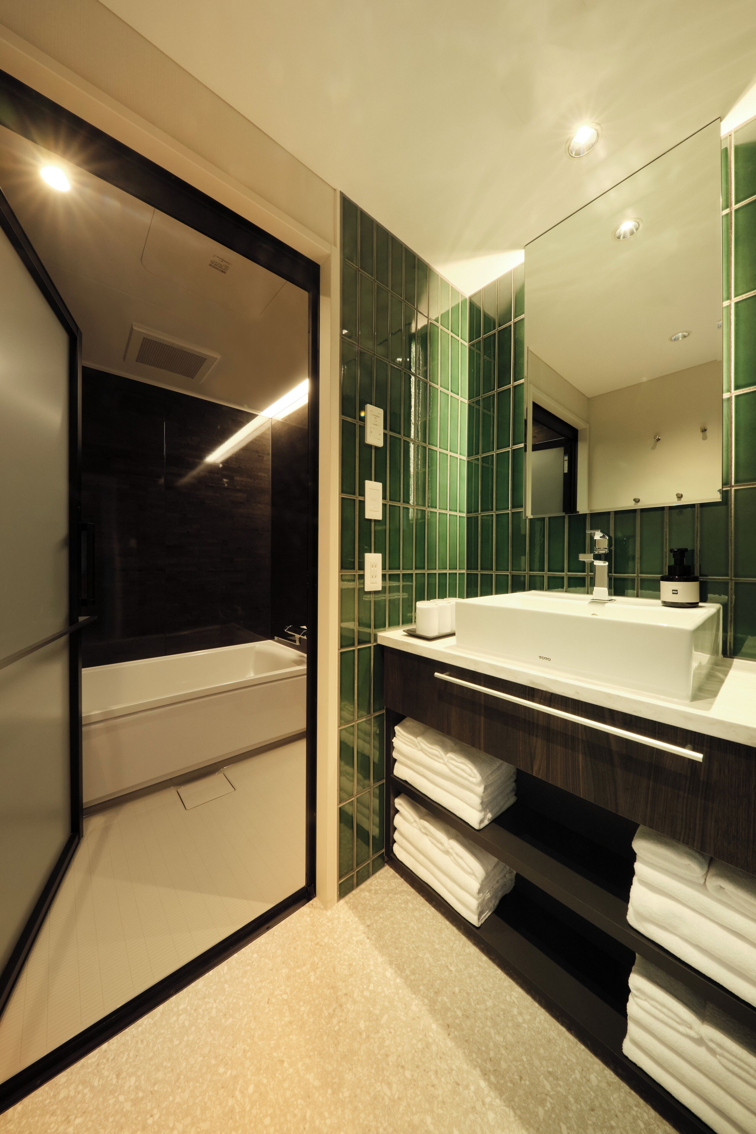 Fav Hotel Hidatakayama East