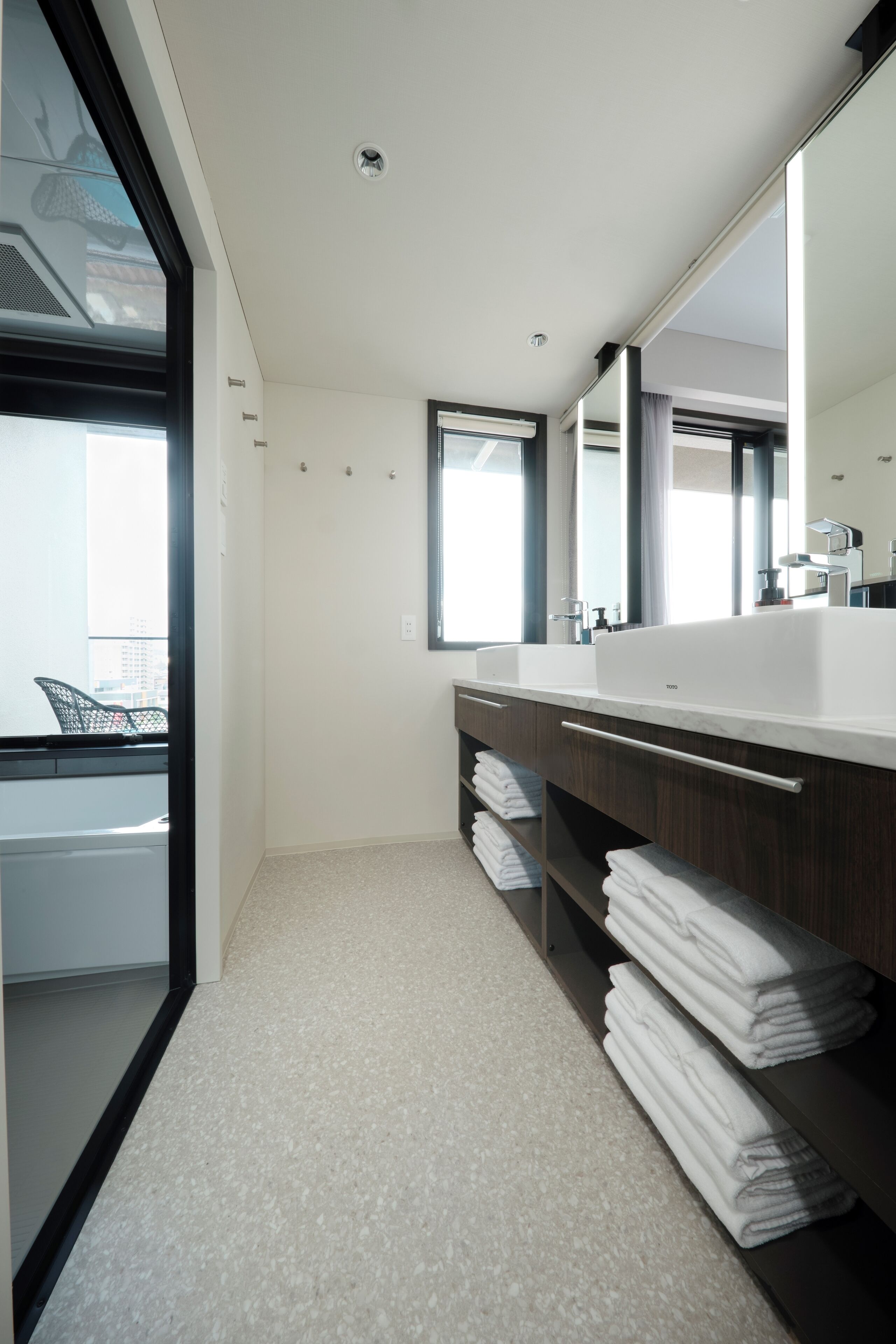 Fav Hotel Hidatakayama East