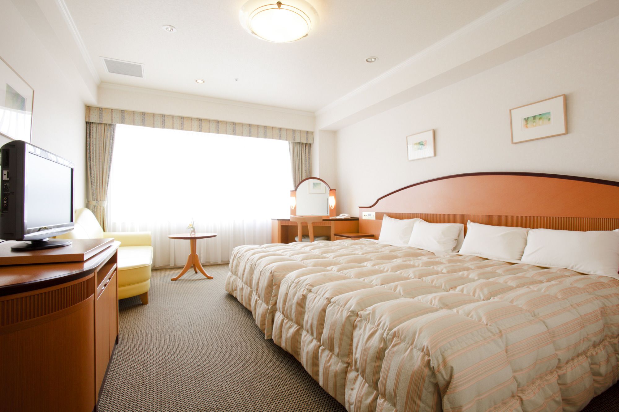 Hida Plaza