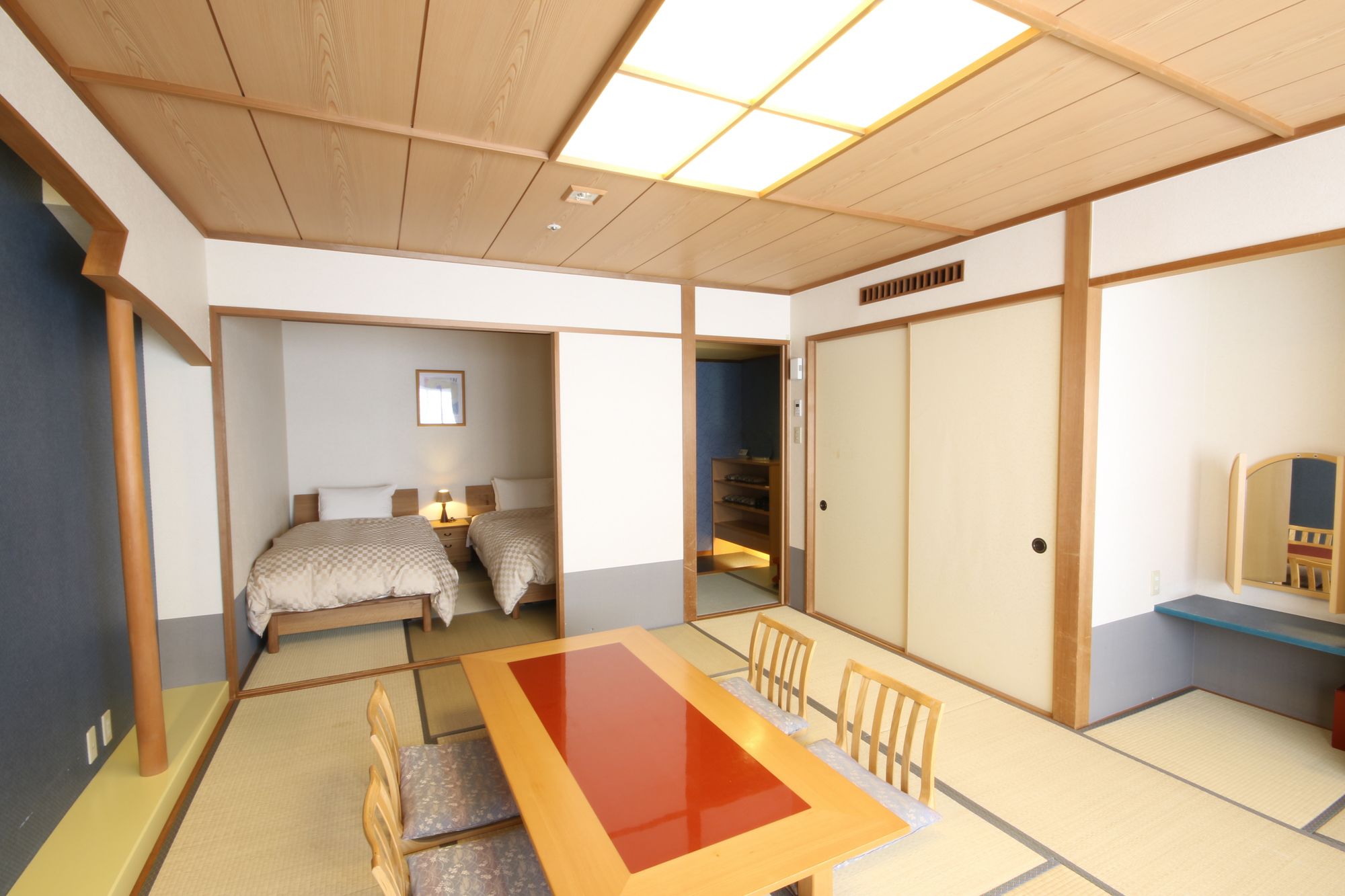 Hida Plaza