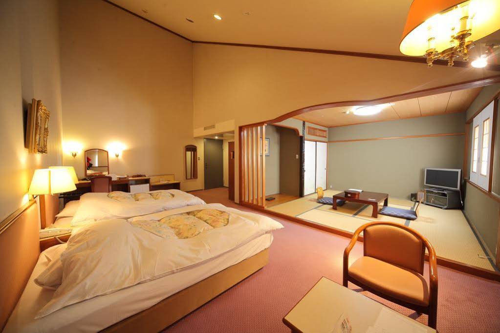 Watarase Onsen