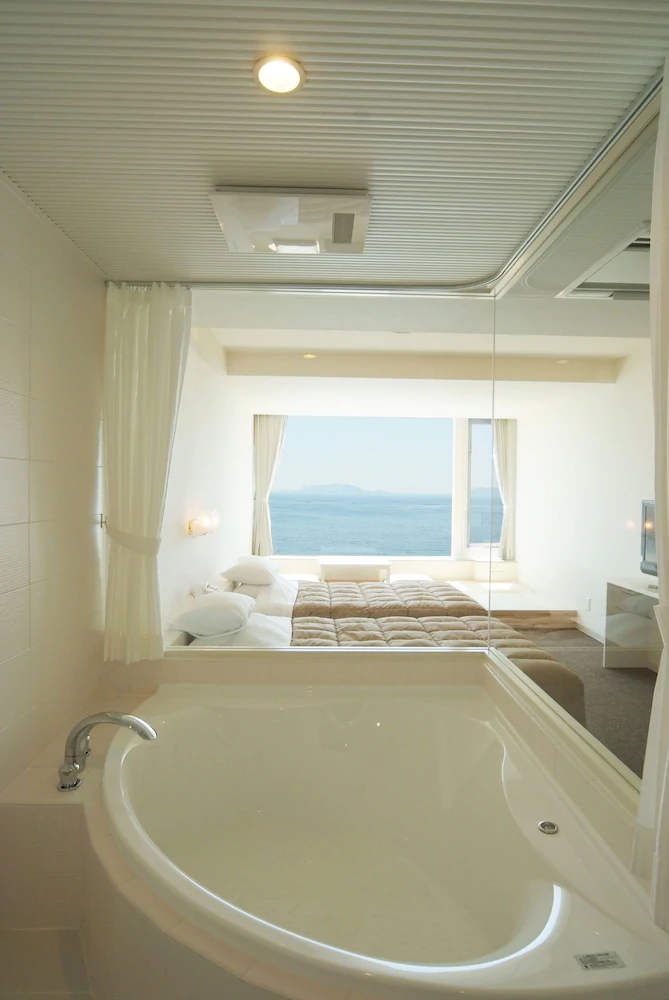 Hotel Seashore Resort