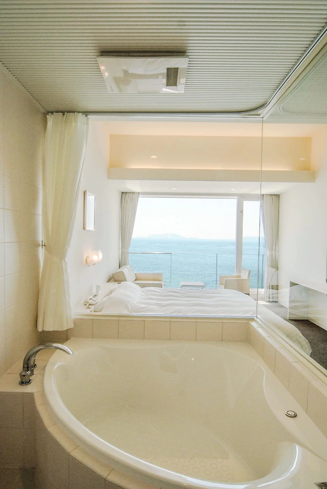 Hotel Seashore Resort