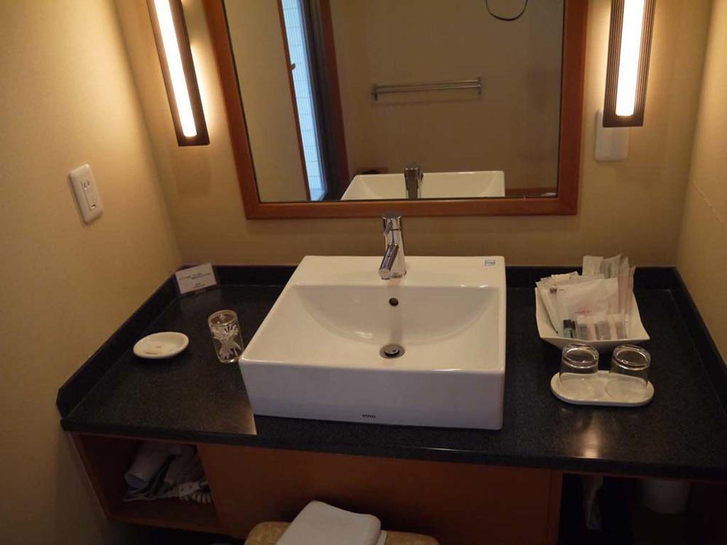 Toba Grand Hotel
