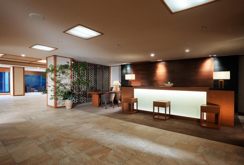 Toba Hotel International