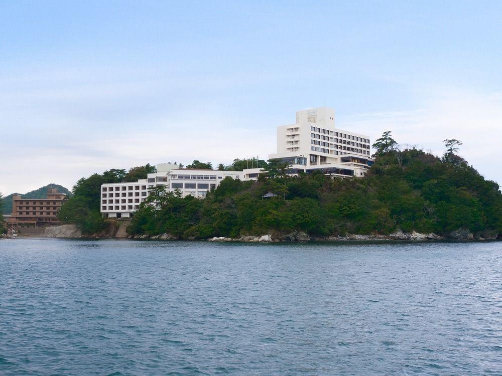 Toba Hotel International