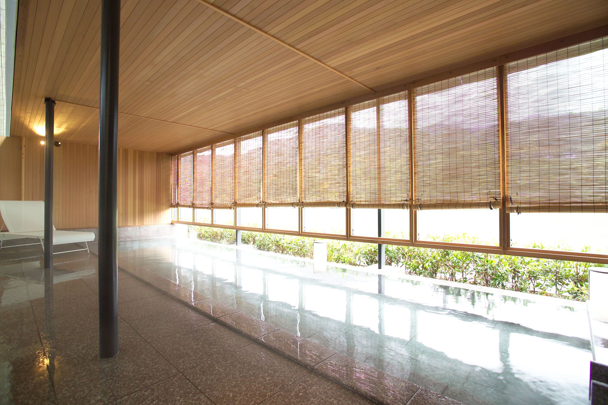 River Retreat Garaku