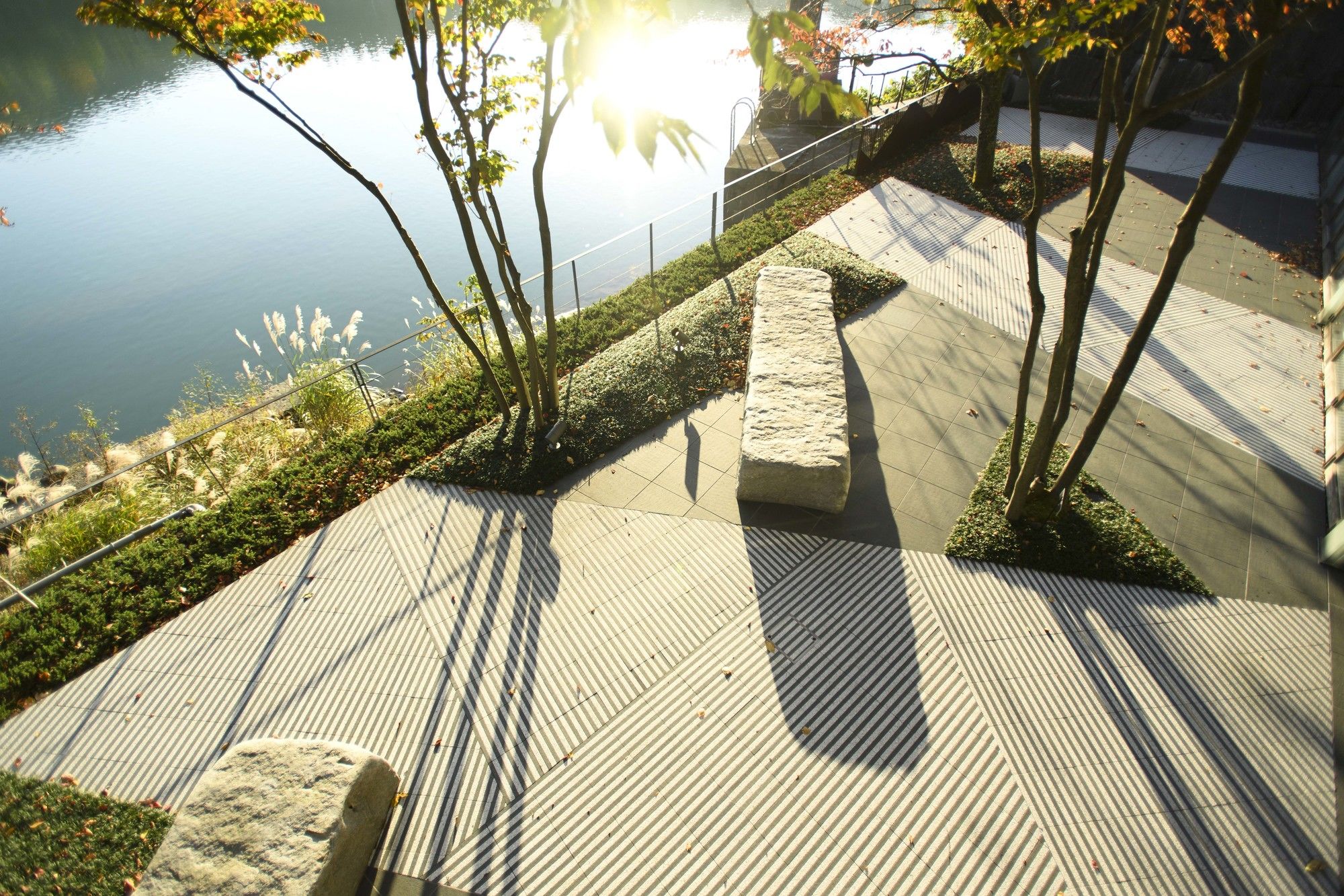 River Retreat Garaku