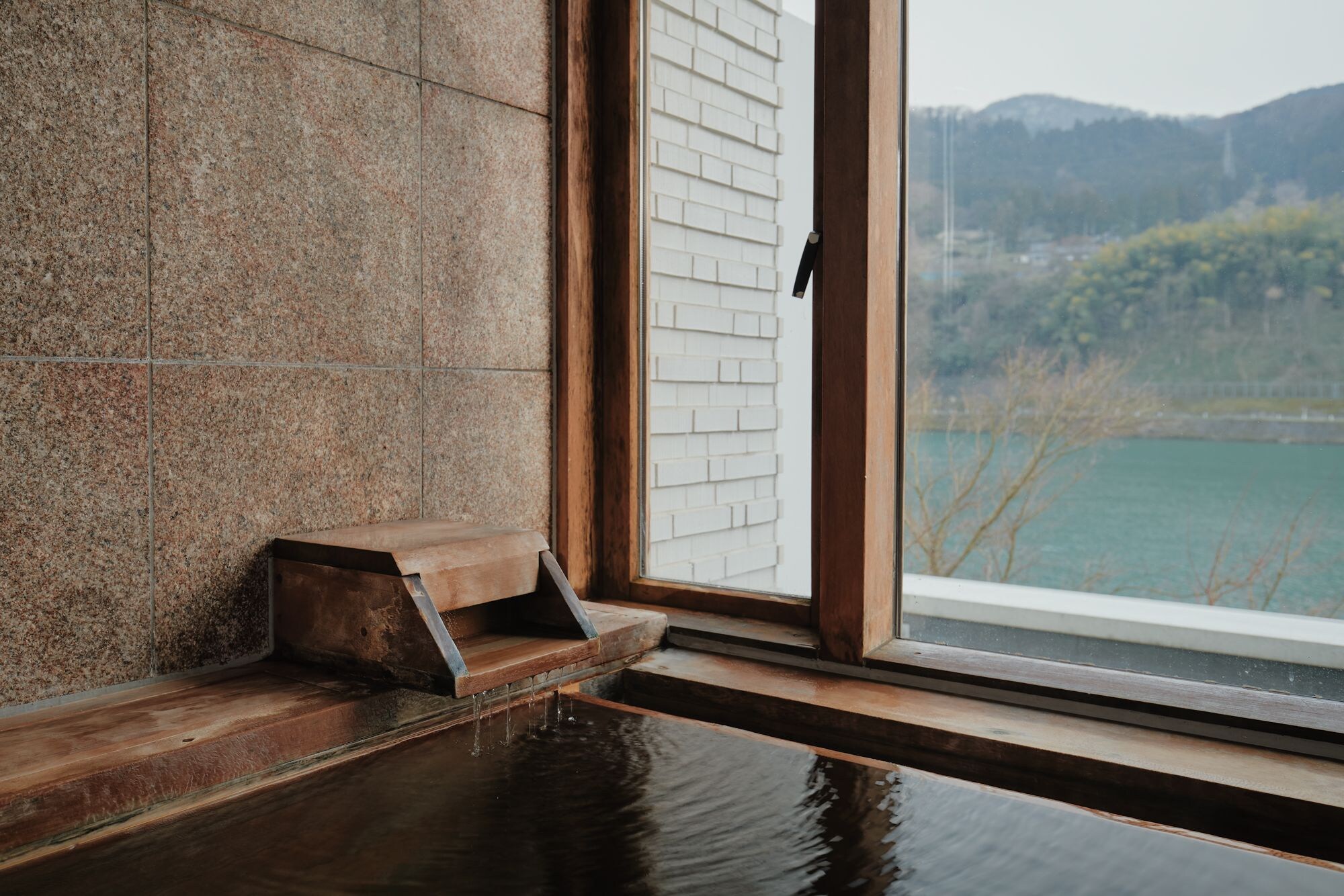 River Retreat Garaku