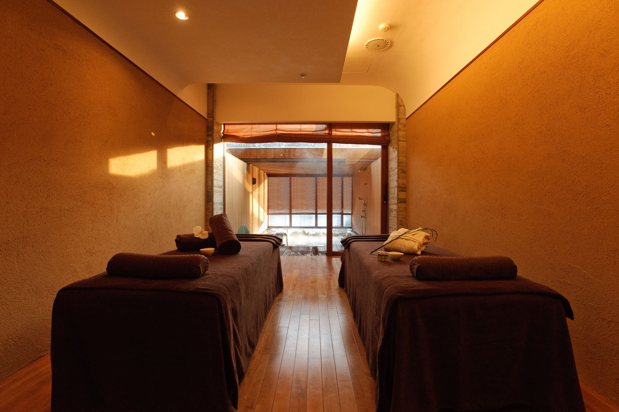 River Retreat Garaku