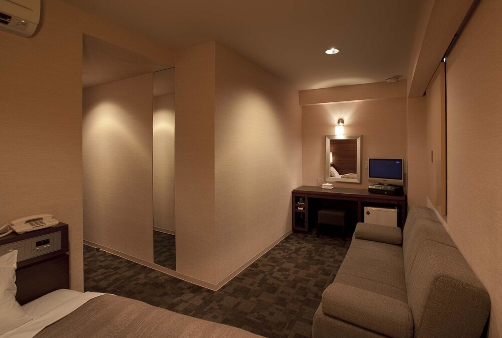 Center Hotel Toyota