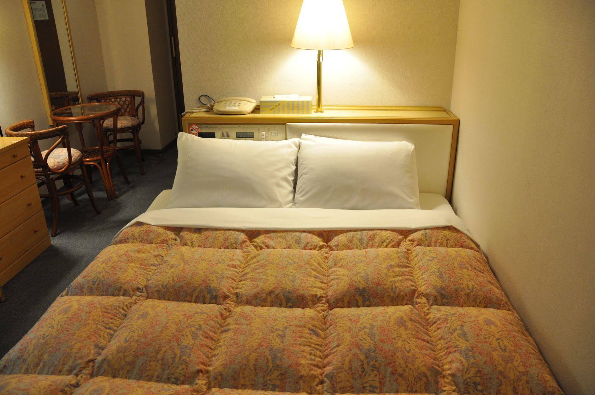 Hotel Palace Inn Toyota