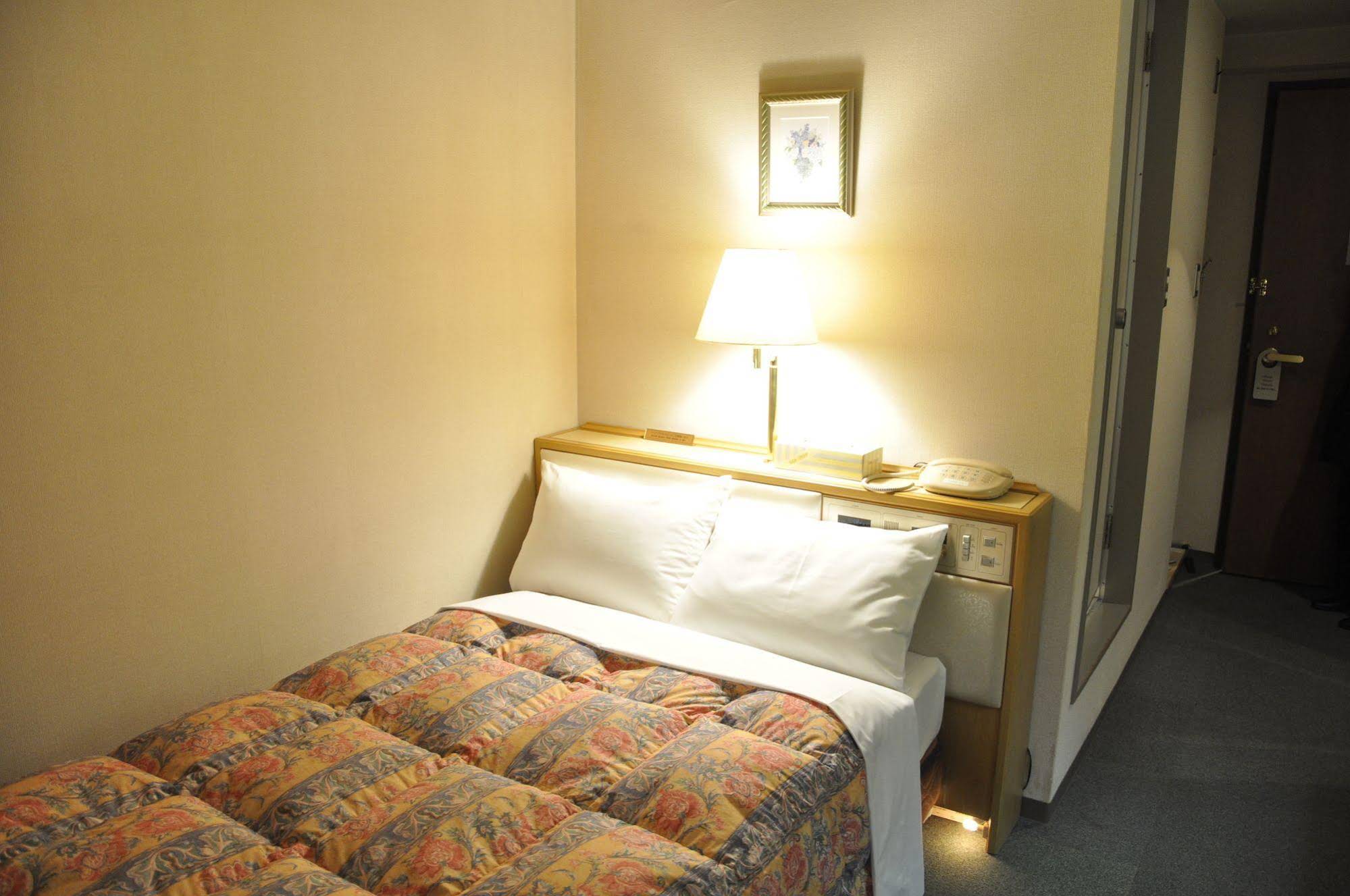 Hotel Palace Inn Toyota