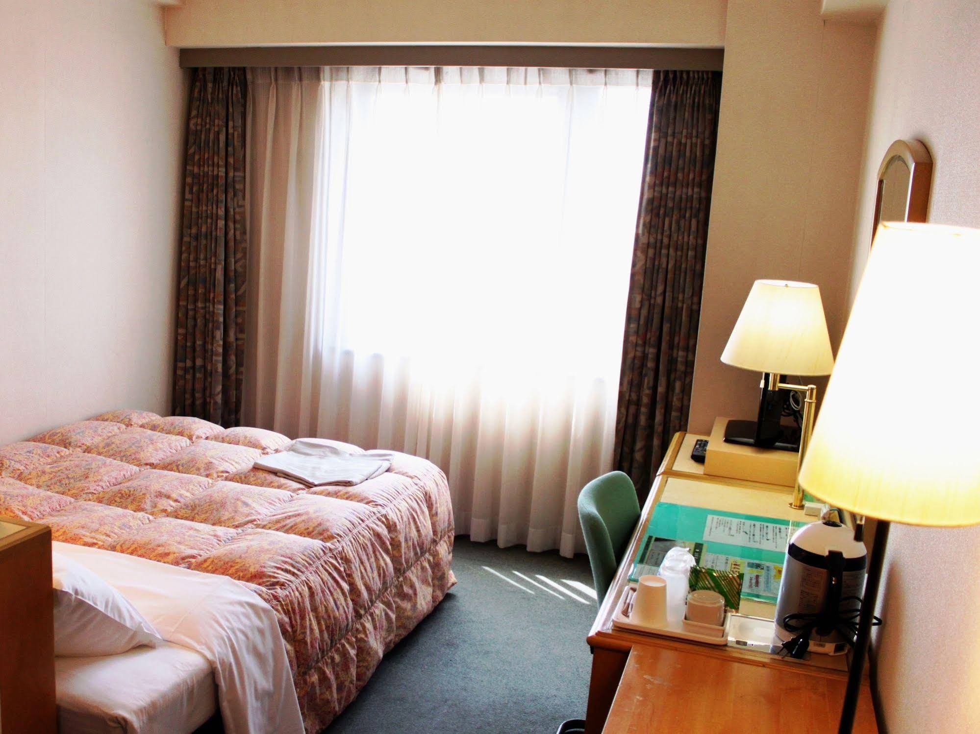 Hotel Palace Inn Toyota