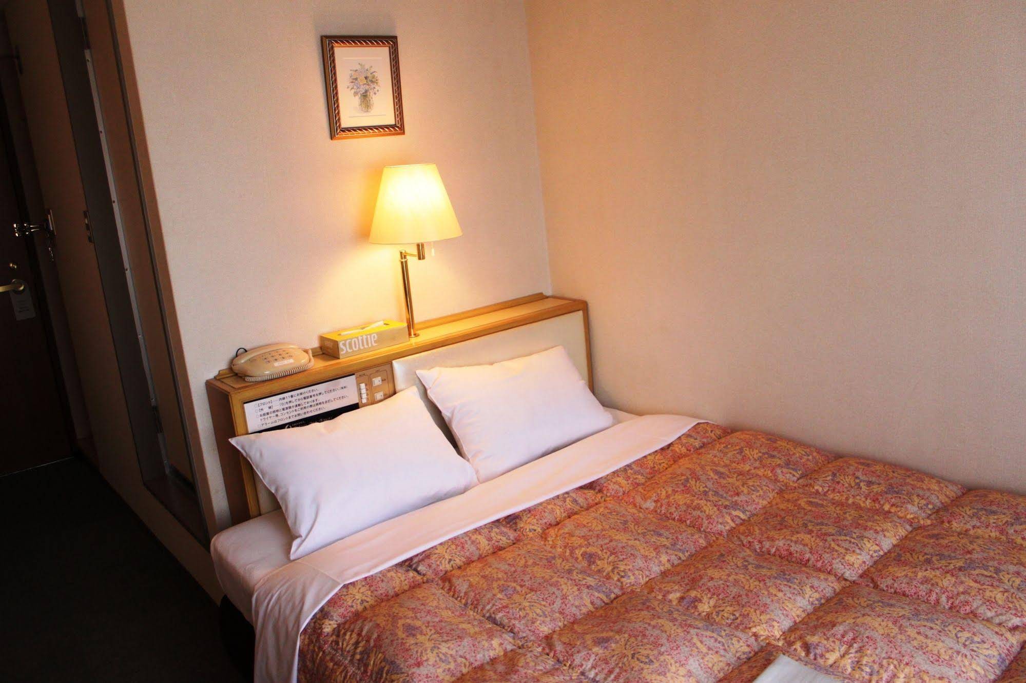 Hotel Palace Inn Toyota