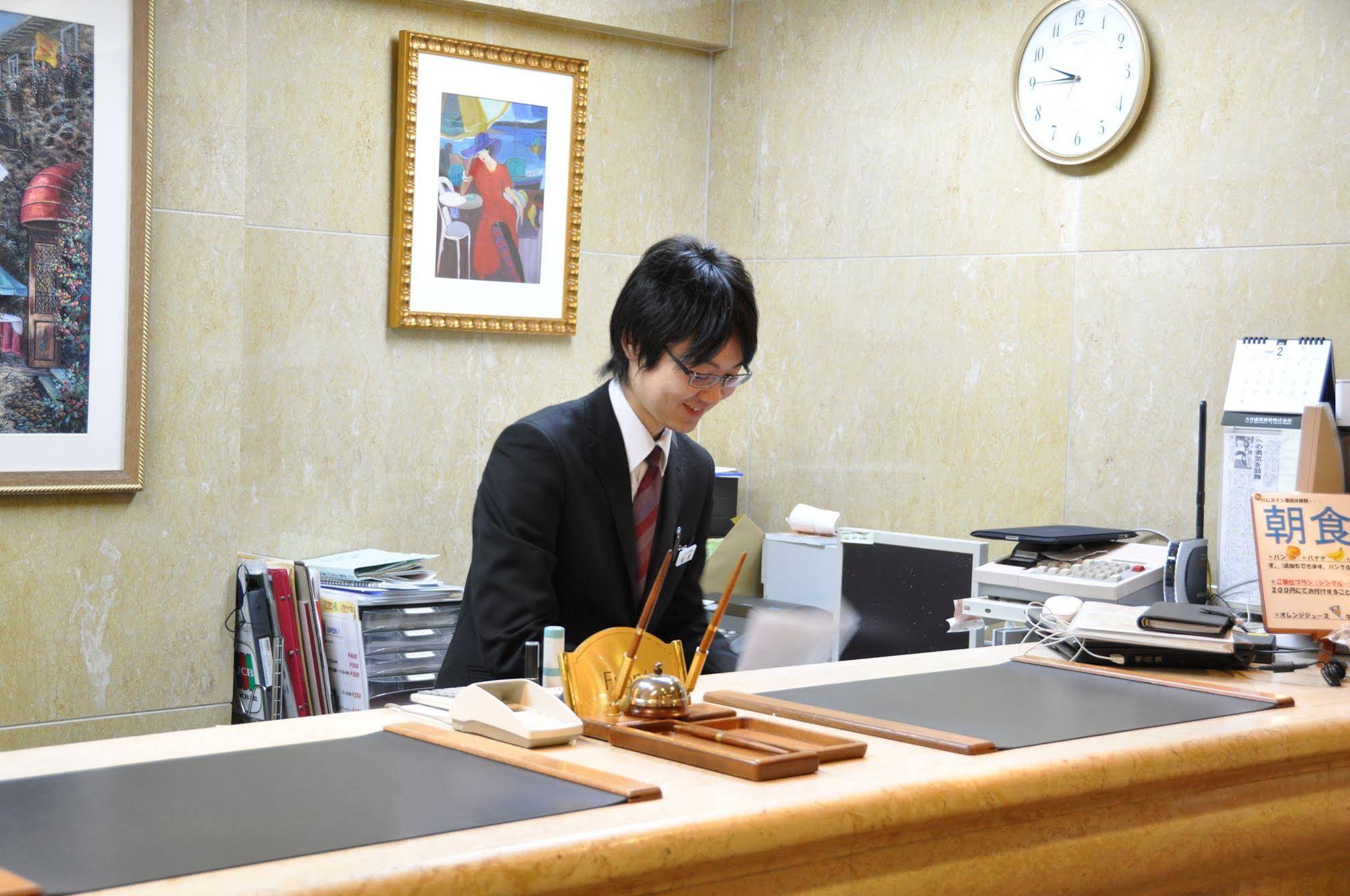 Hotel Palace Inn Toyota