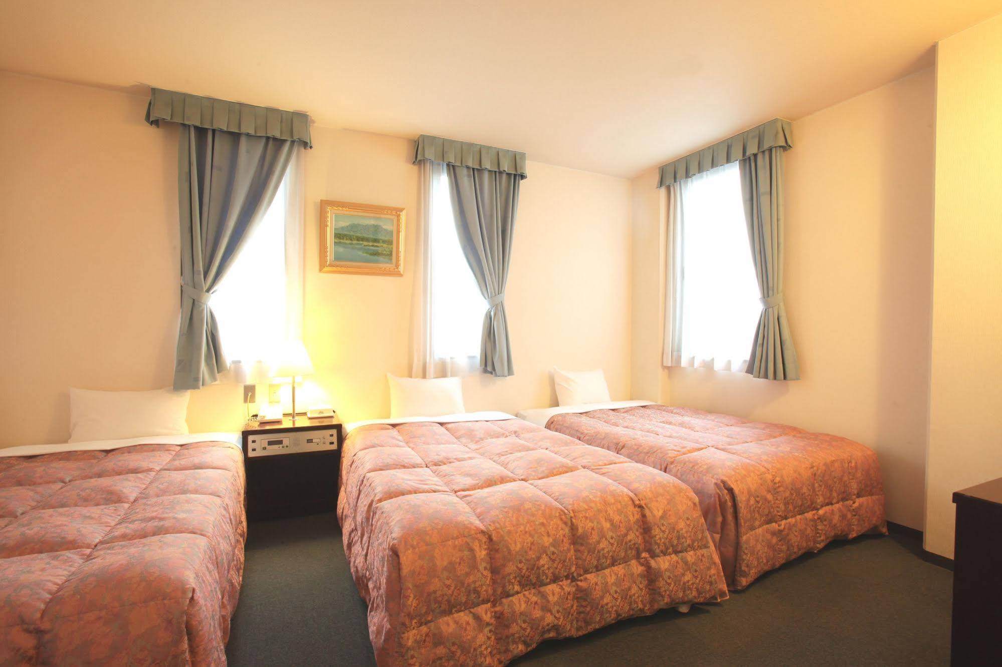 Royal Hotel Uohachi