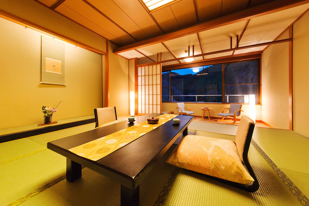 Yumoto Sakakibarakan