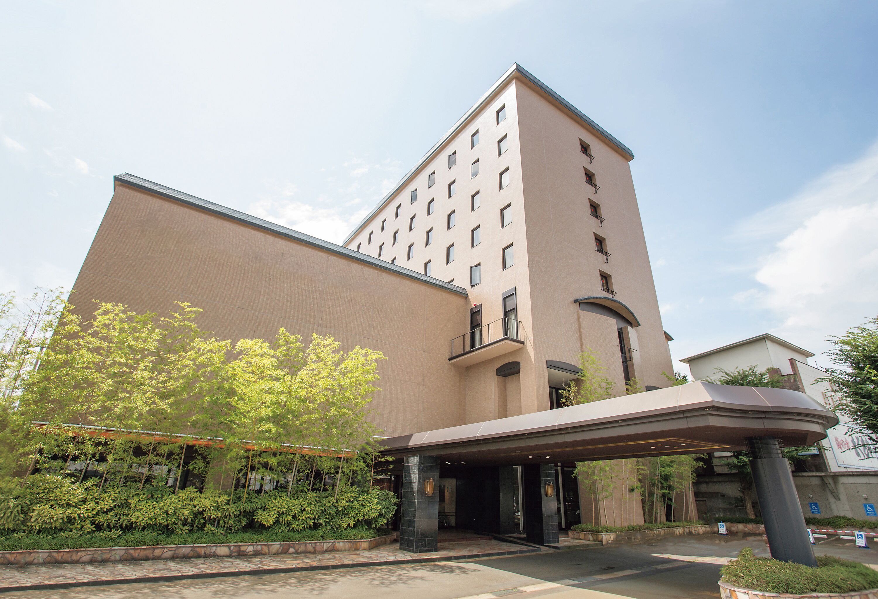 Royal Pines Hotel Yonezawa