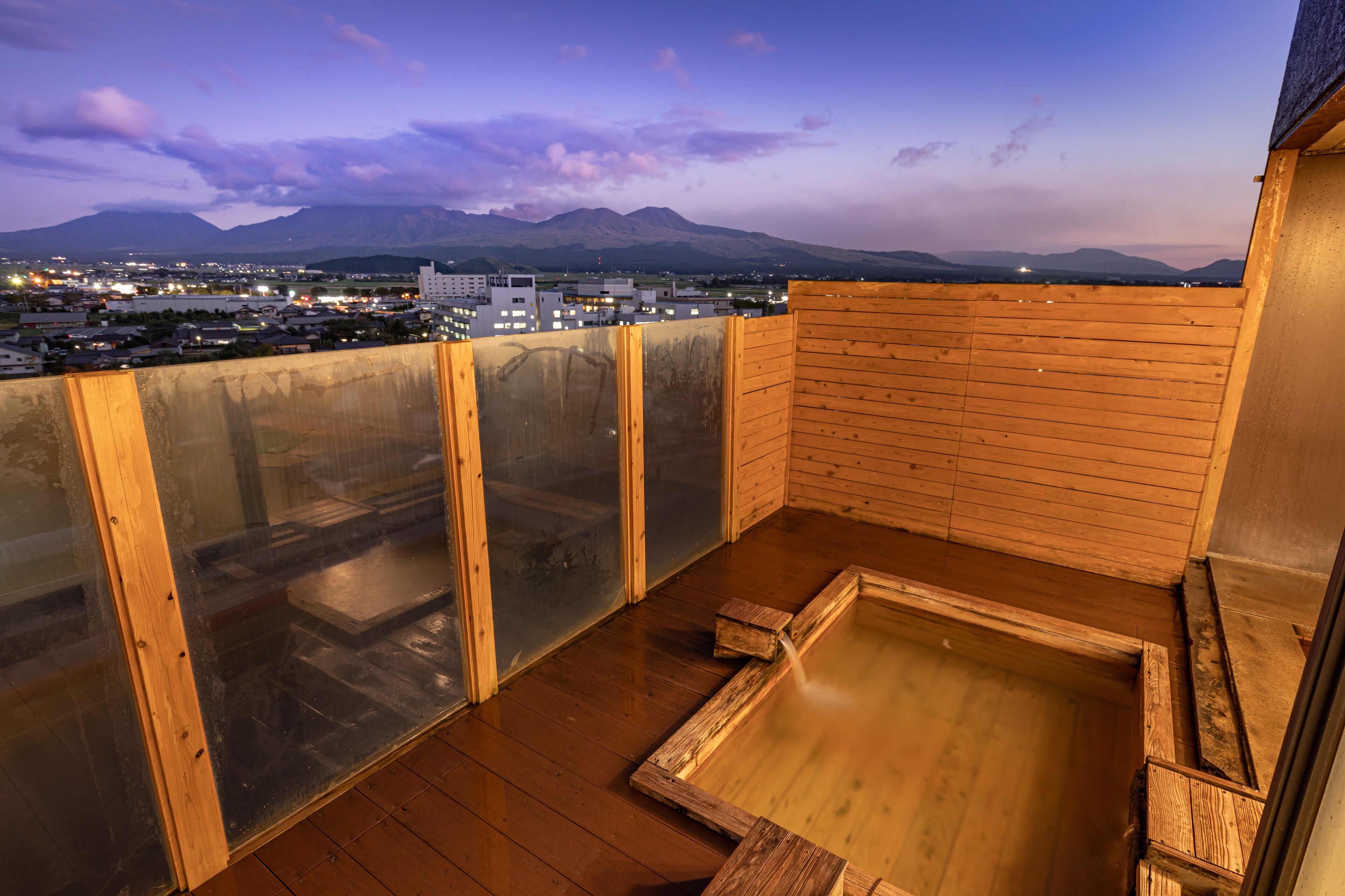 Aso Hotel Ichibankan & Nibankan