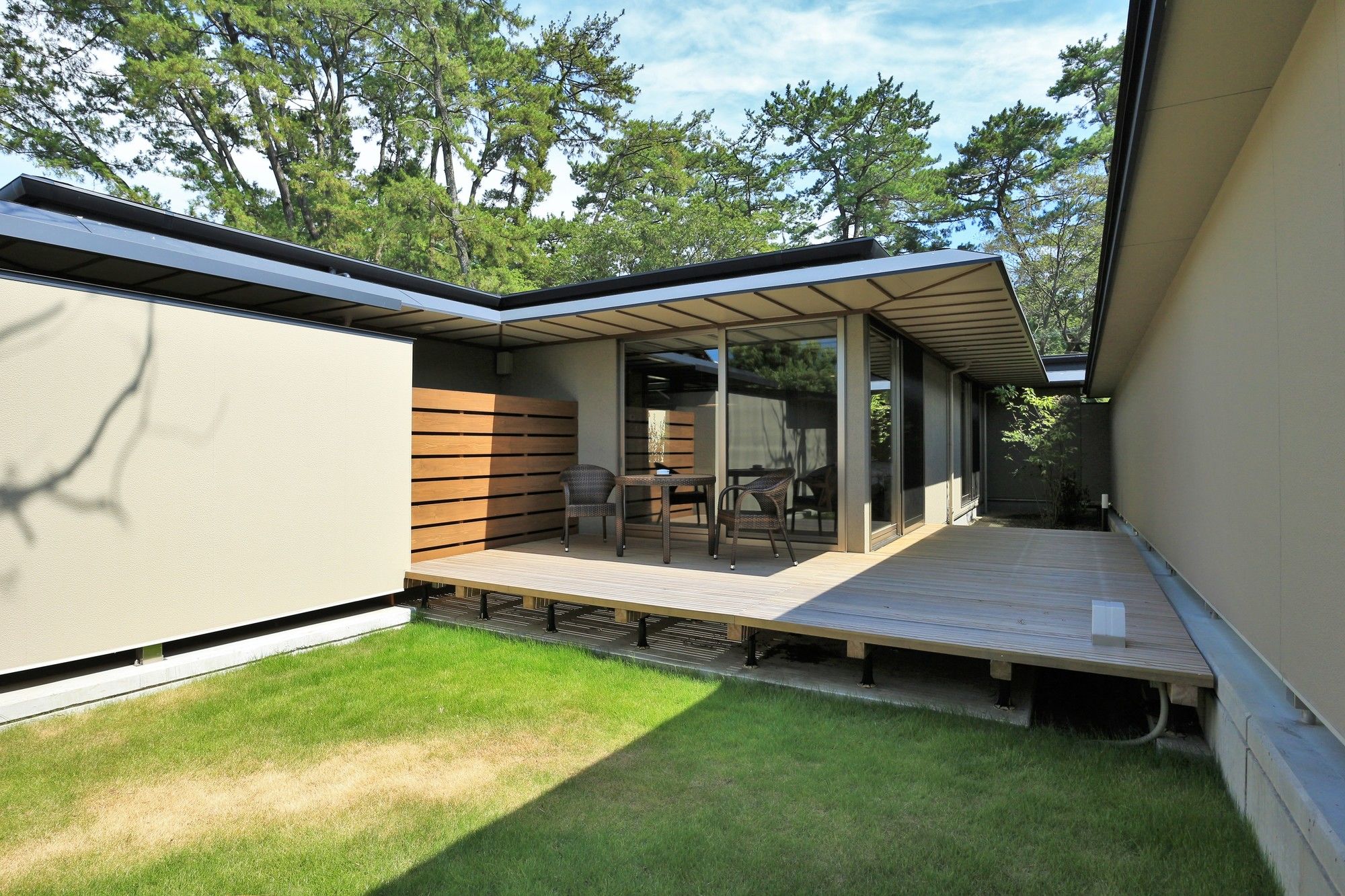 Gahama Terrace