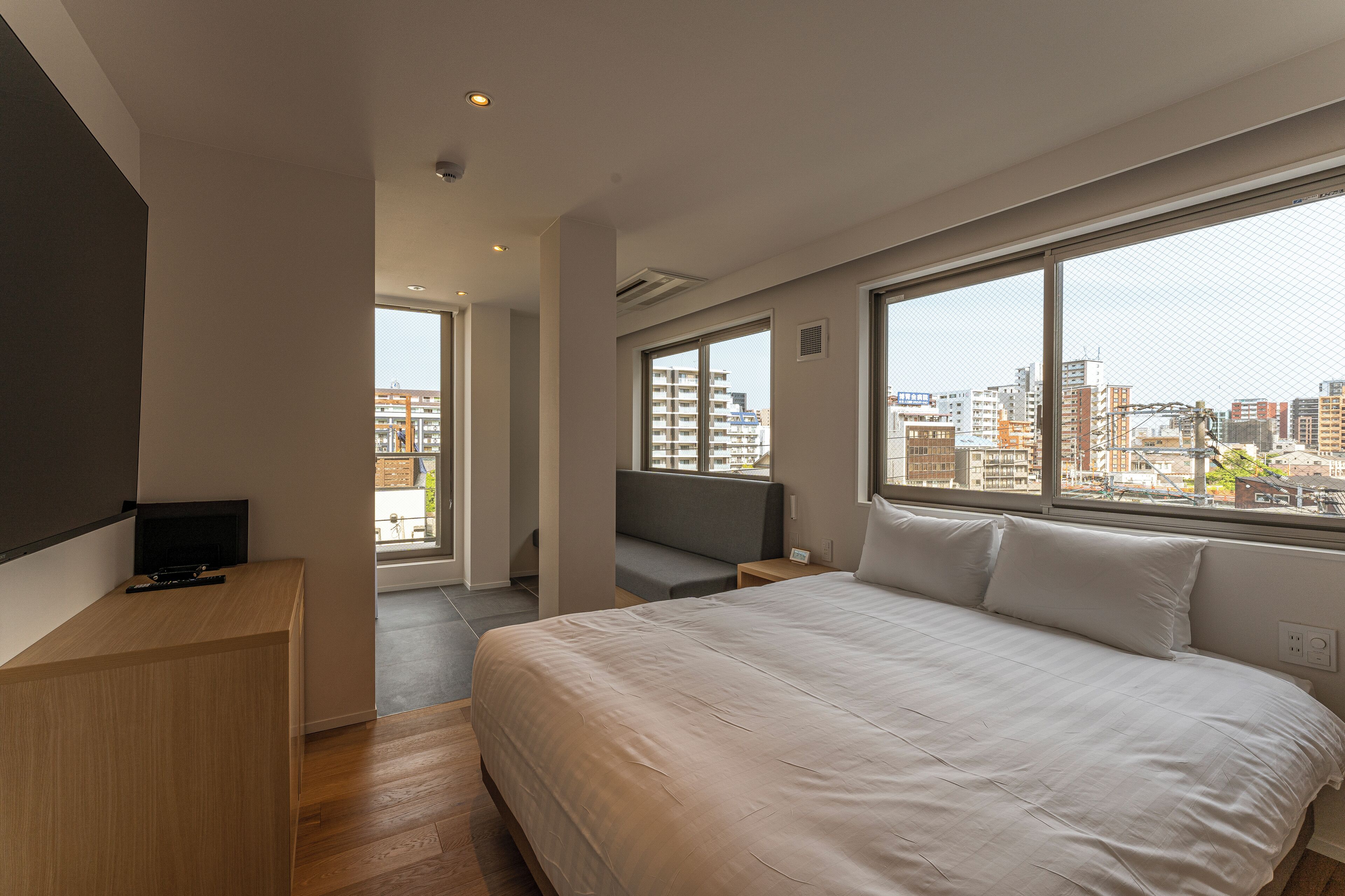 9 Hotel Tenjin