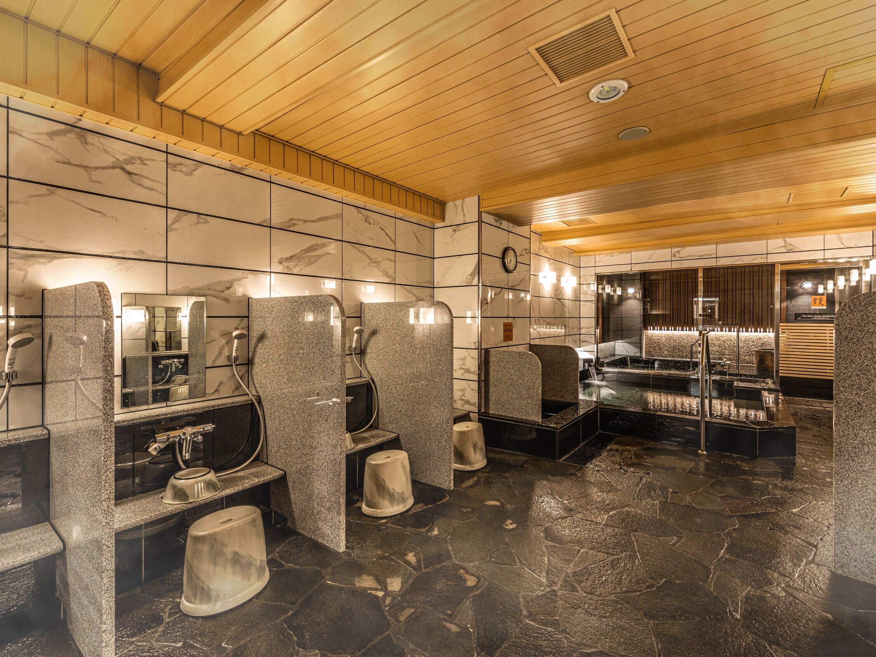 APA Hotel & Resort Hakata Ekihigashi