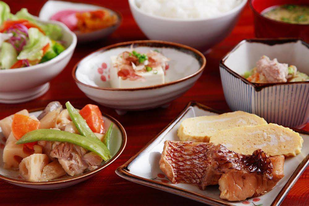 Court Hotel Fukuoka Tenjin