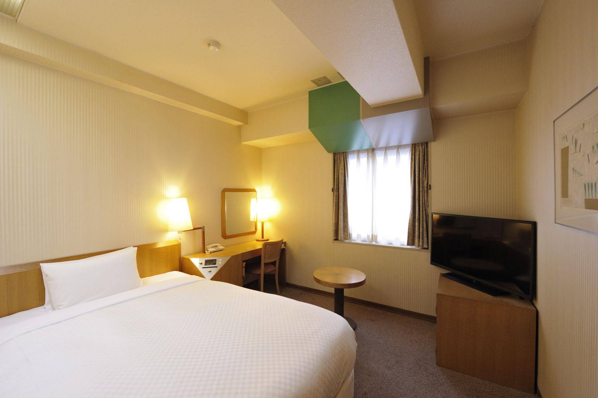 Court Hotel Fukuoka Tenjin