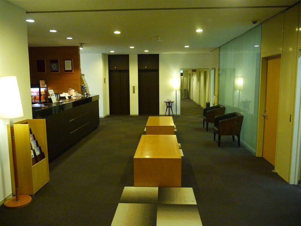 Court Hotel Fukuoka Tenjin