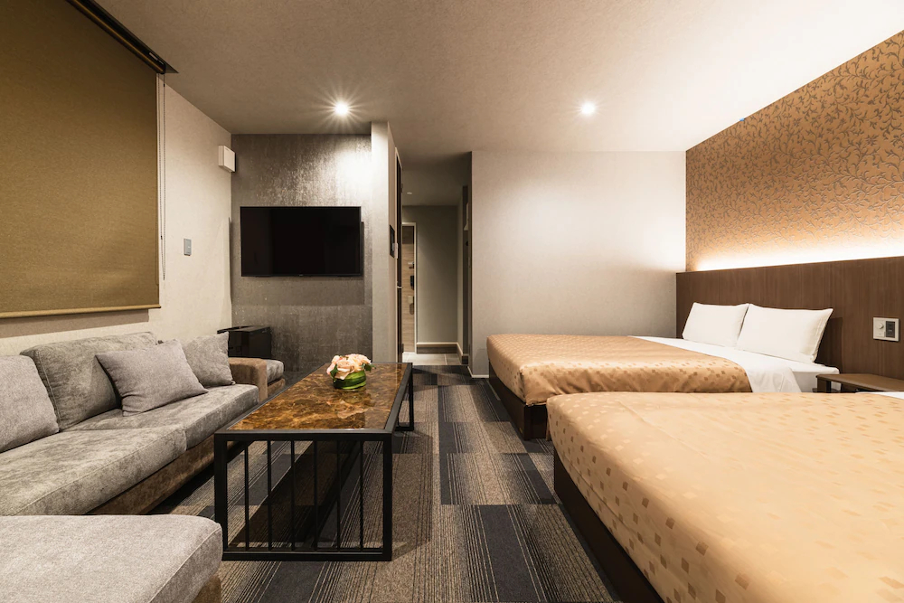 Grand Base Hakata Naraya