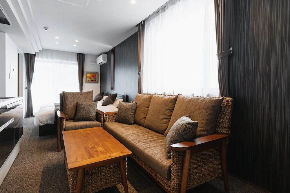 Grand Base Tenjin