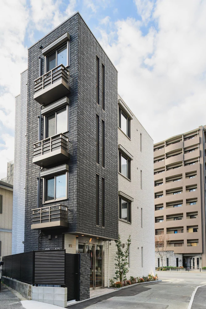 Grand Base Tenjin